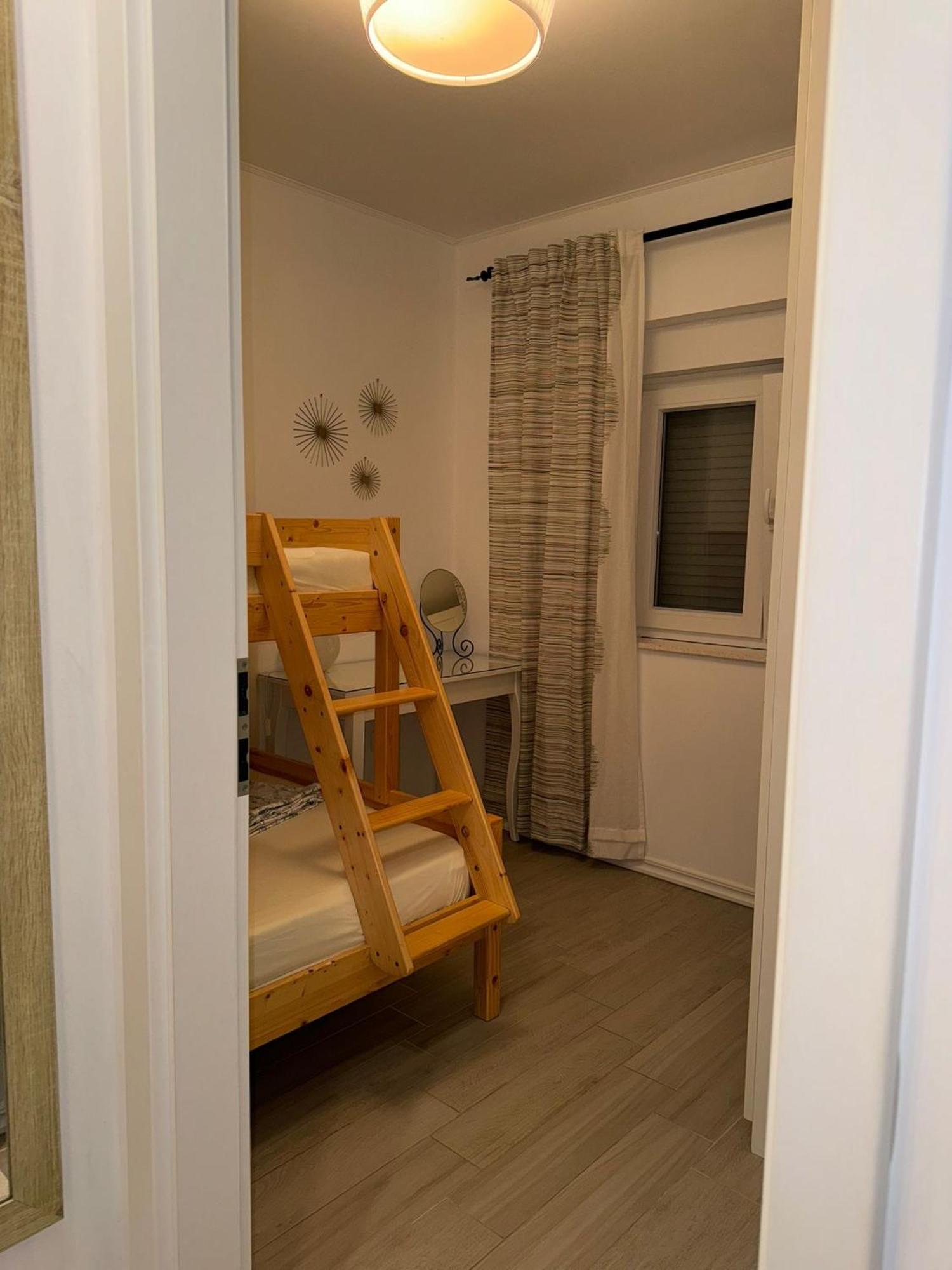 Apartman Dukic Okrug Gornji Exterior photo